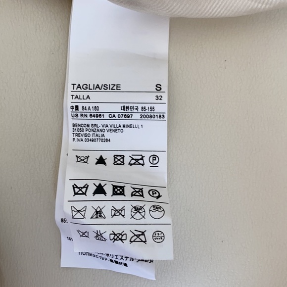 NWOT! Benetton Faux Fur Front Sweater - Picture 7 of 10